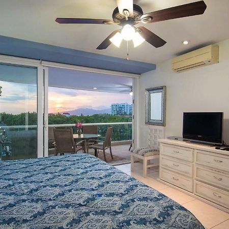 Breathtaking Villa Magna Beachfront Condo, 3 Bedrooms Sleeps 6 Nuevo Vallarta Exterior foto