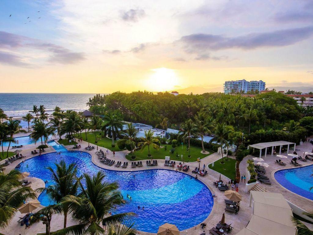 Breathtaking Villa Magna Beachfront Condo, 3 Bedrooms Sleeps 6 Nuevo Vallarta Exterior foto